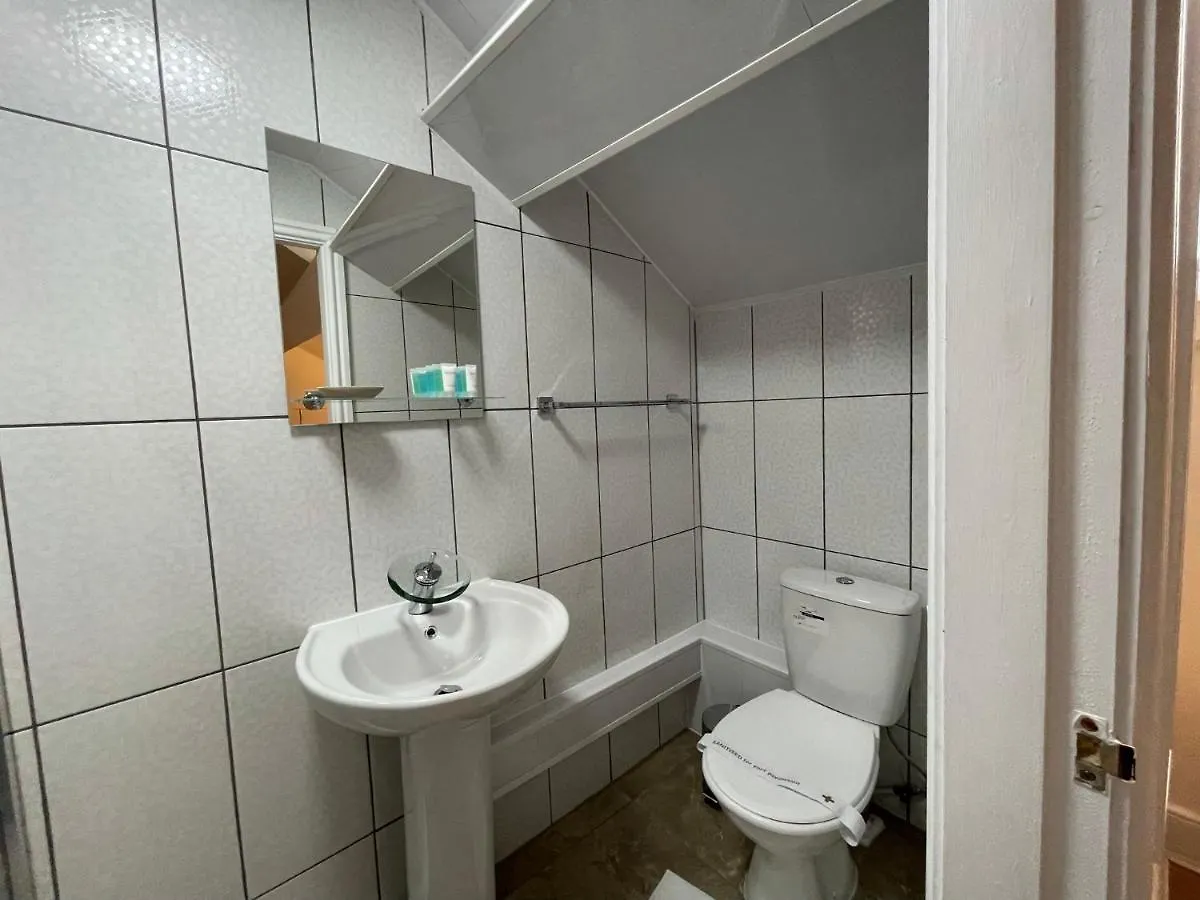 Citystays Rooms With Free Parking Liverpool 0*,  Reino Unido
